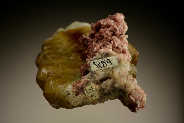 BARITE with DOLOMITE
